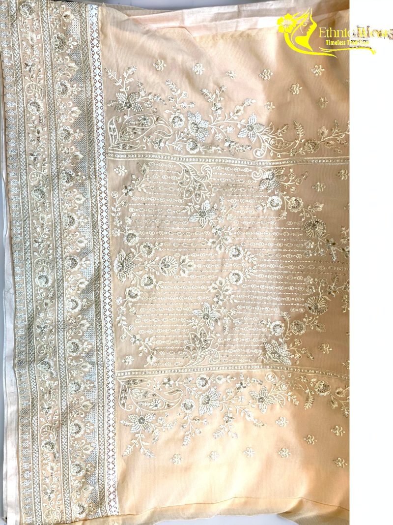 𝐈𝐧𝐝𝐢𝐚𝐧 𝐋𝐮𝐱𝐮𝐫𝐲 𝐂𝐡𝐢𝐟𝐟𝐨𝐧 𝐆𝐞𝐨𝐫𝐠𝐞𝐭𝐭𝐞 𝟯 𝗽𝗶𝗲𝗰𝗲 | Ethnic Wear - Image 2